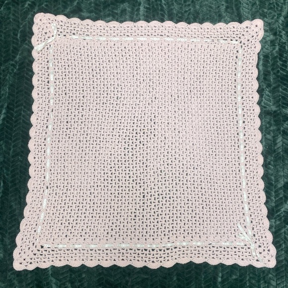 Handmade Crochet Delicate Pink Baby Blanket/Throw - Picture 1 of 5